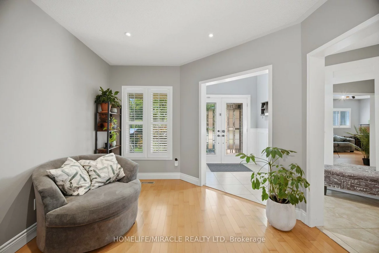 6089, Carradine, East Credit, Mississauga