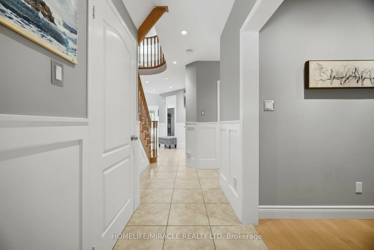 6089, Carradine, East Credit, Mississauga