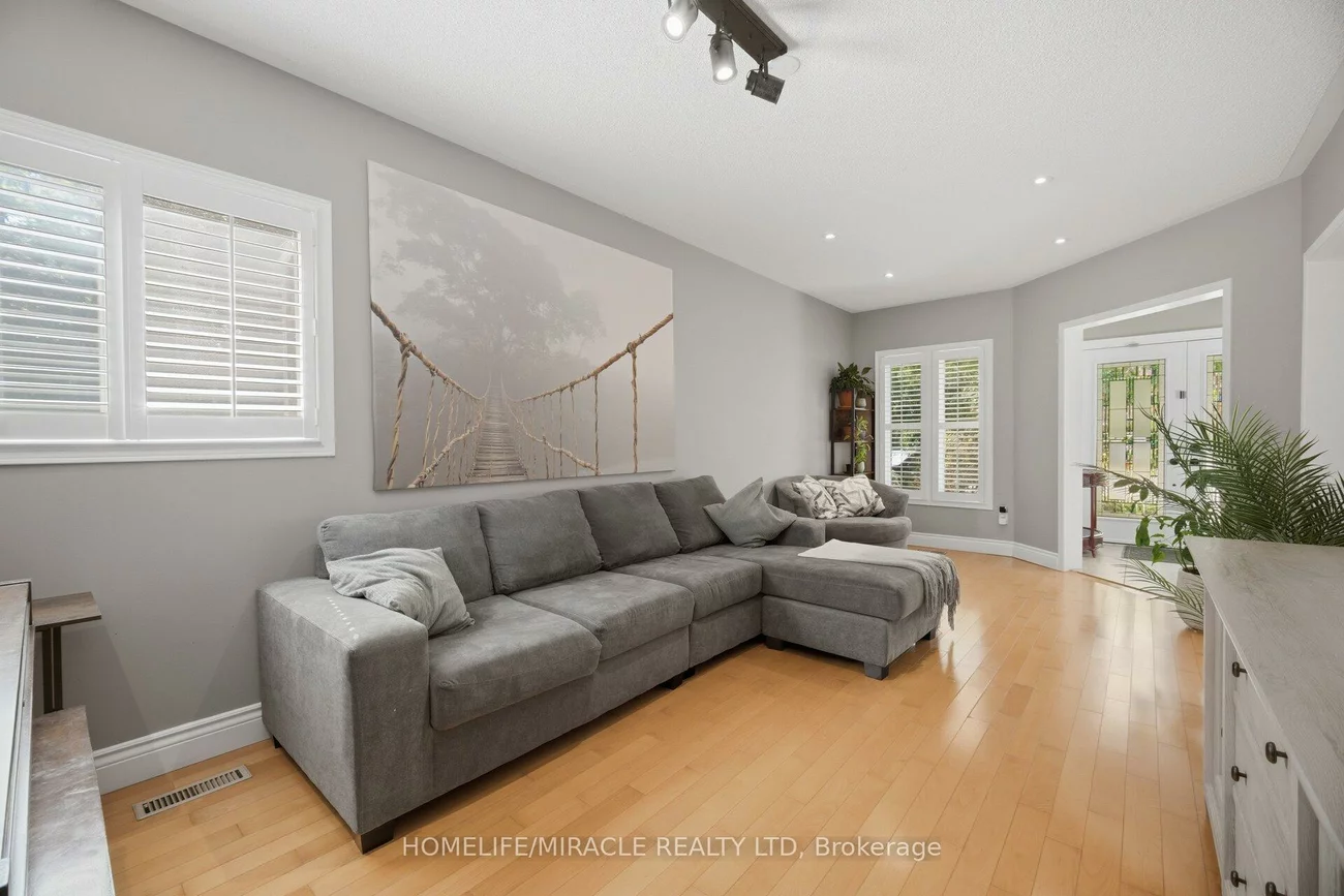 6089, Carradine, East Credit, Mississauga