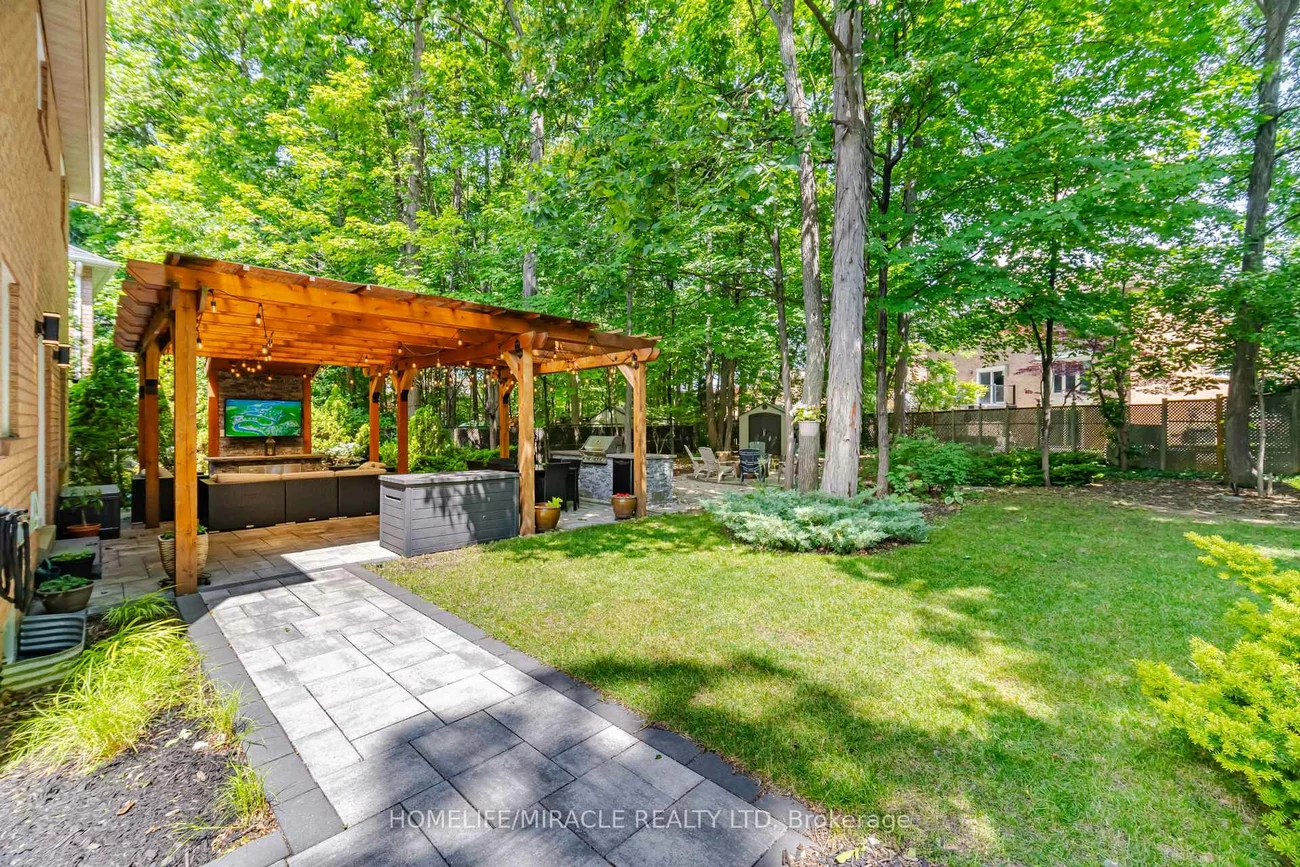6089, Carradine, East Credit, Mississauga