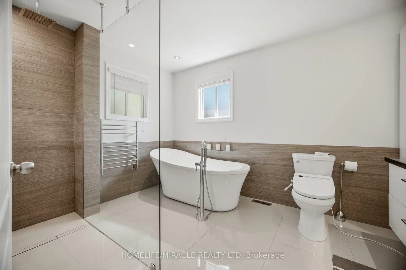 6089, Carradine, East Credit, Mississauga
