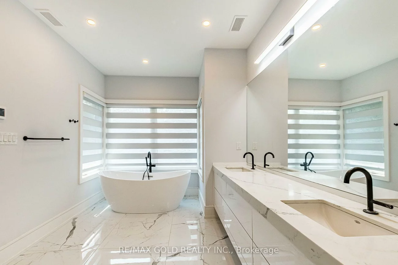 550, Vanessa, Lorne Park, Mississauga