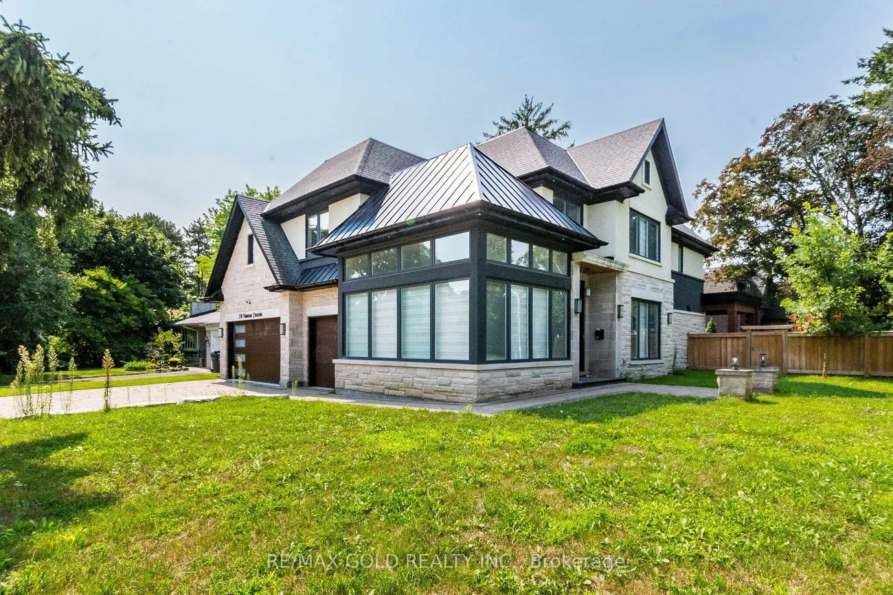 550, Vanessa, Lorne Park, Mississauga