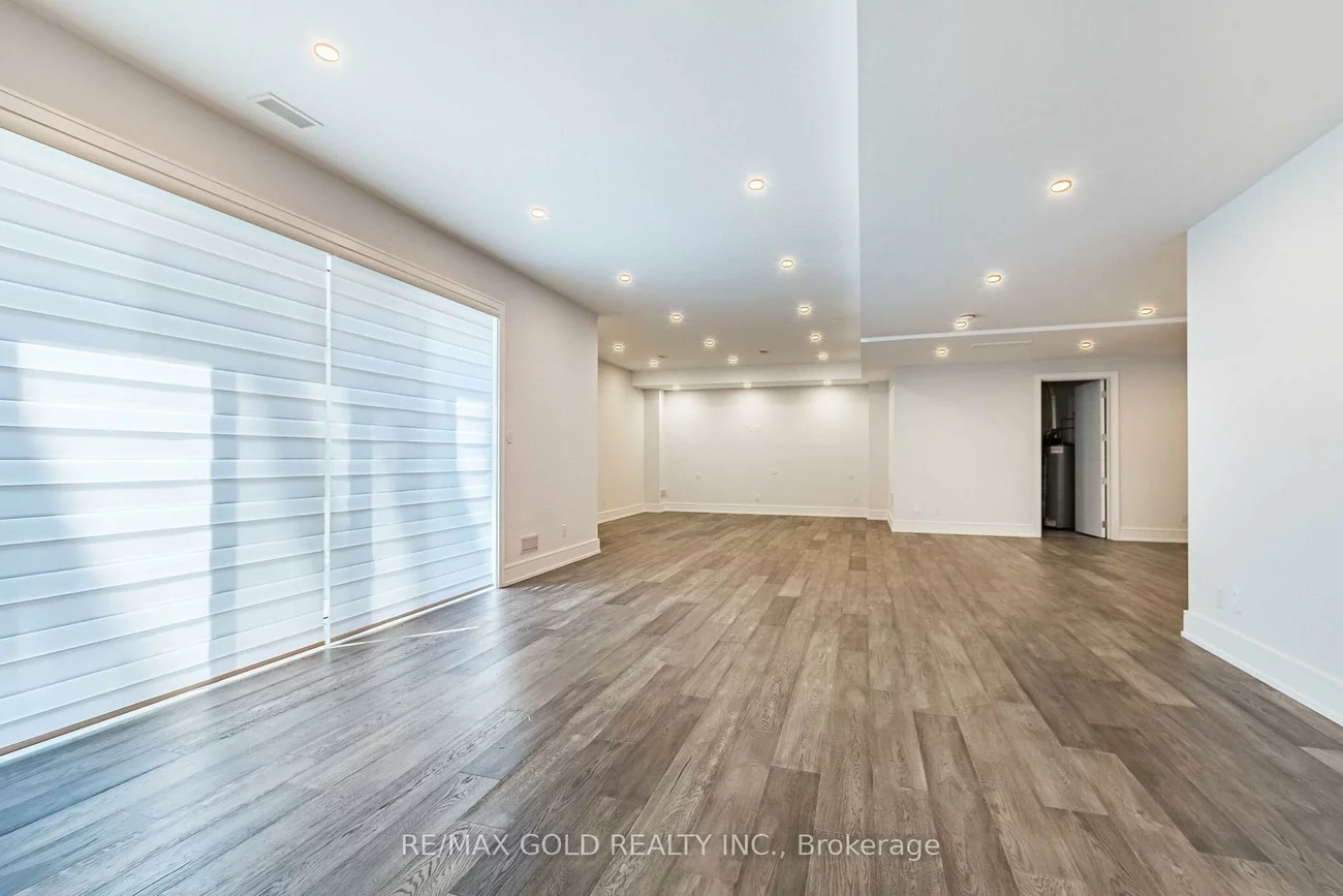 550, Vanessa, Lorne Park, Mississauga