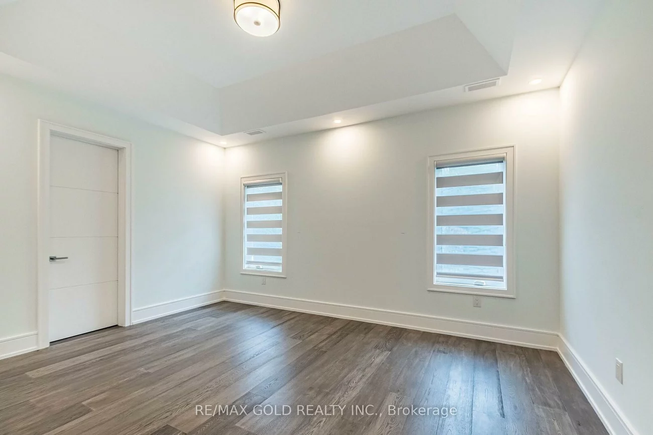 550, Vanessa, Lorne Park, Mississauga