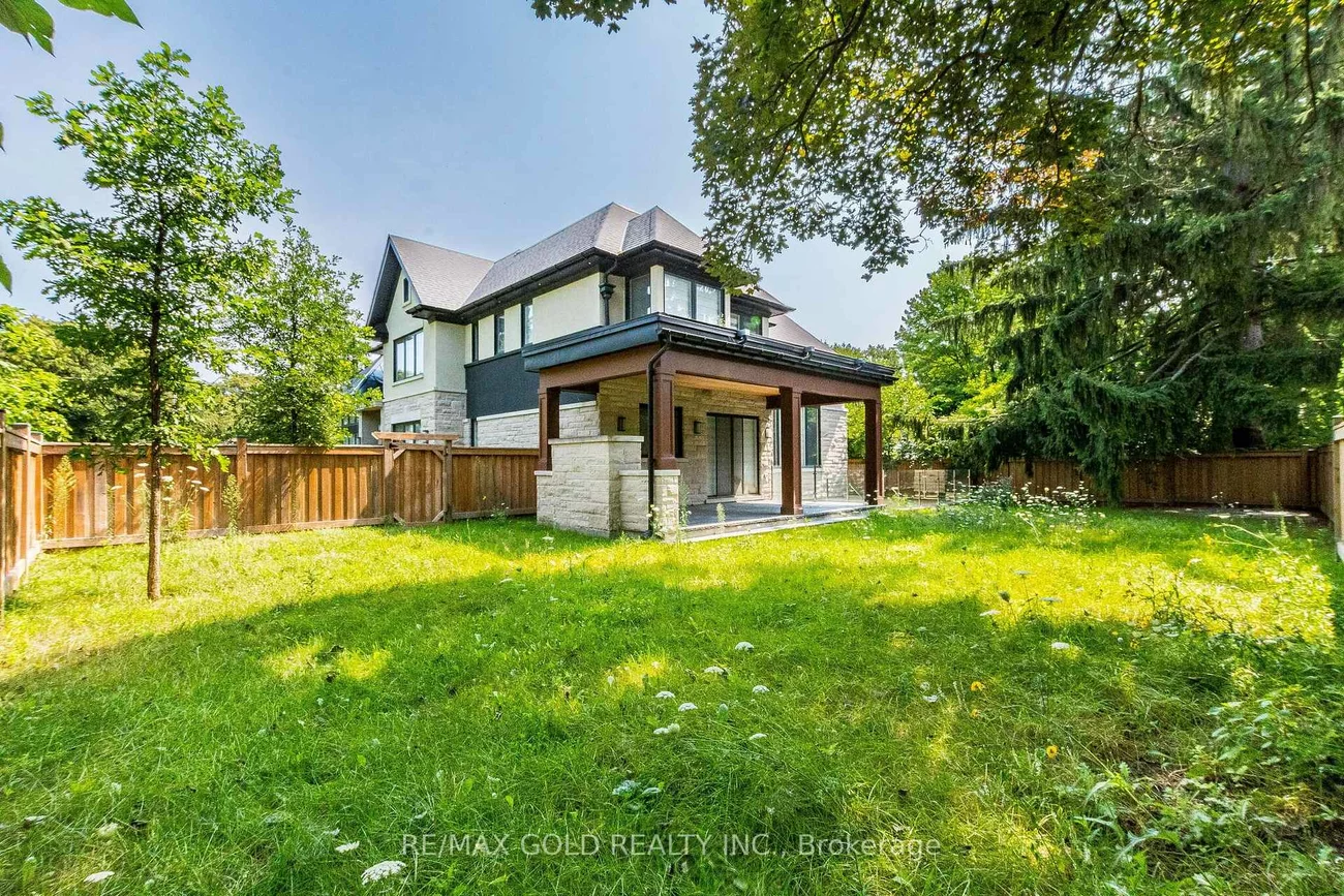 550, Vanessa, Lorne Park, Mississauga
