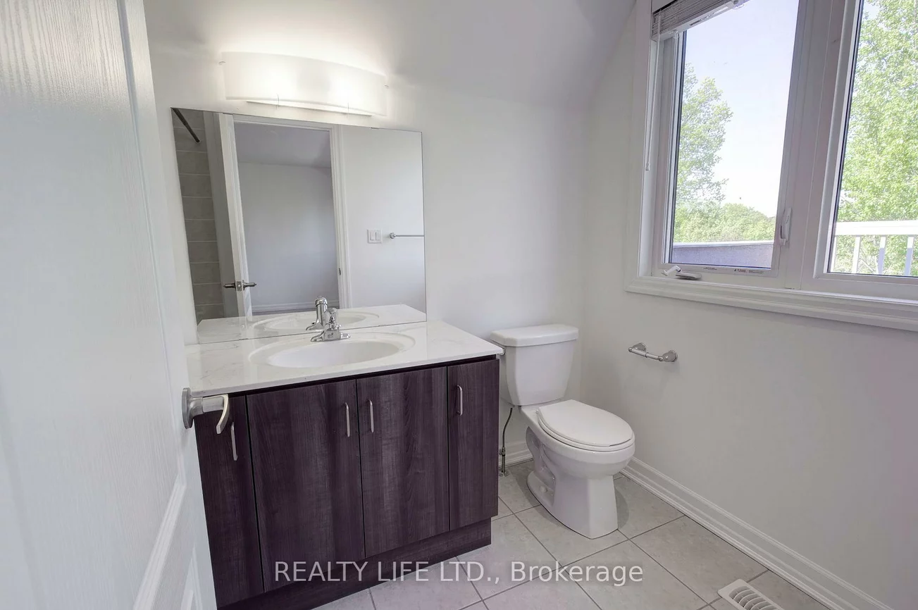 1209, Owls Head, Lakeview, Mississauga