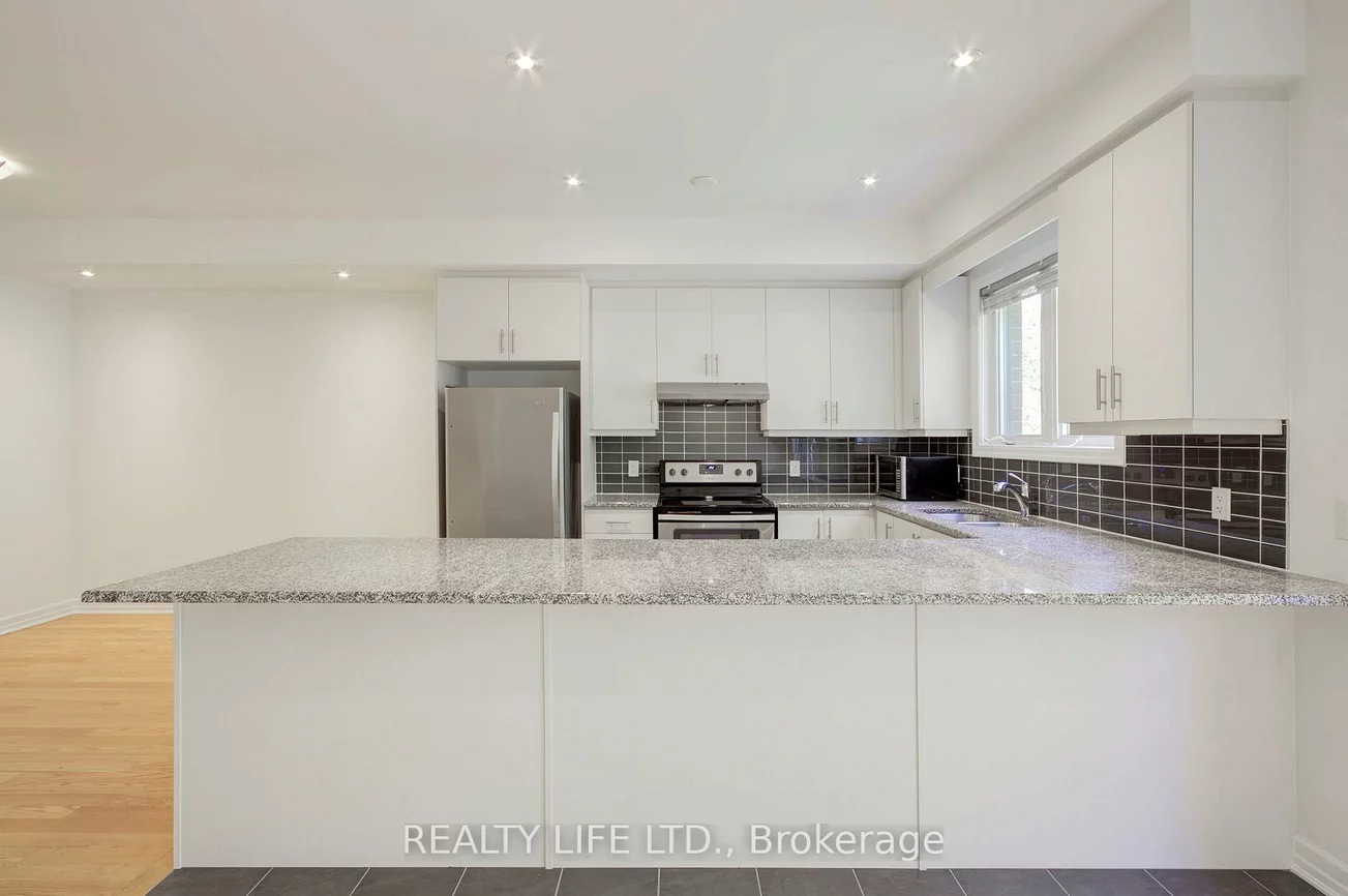 1209, Owls Head, Lakeview, Mississauga