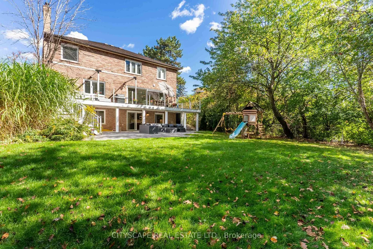 4582, Badminton, Central Erin Mills, Mississauga