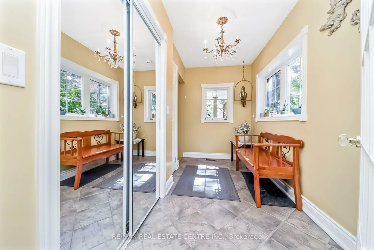 6961, Second, Meadowvale Village, Mississauga