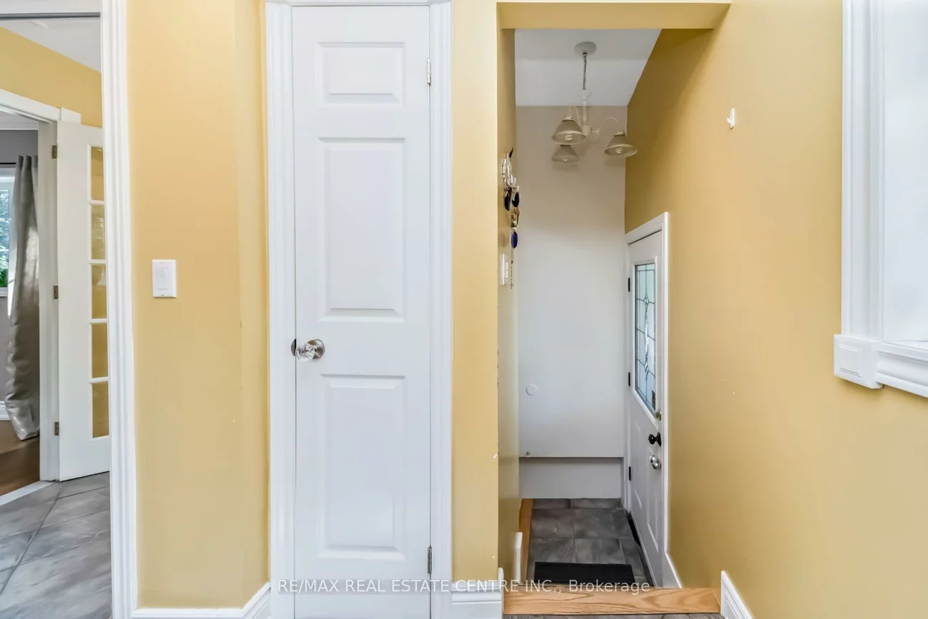 6961, Second, Meadowvale Village, Mississauga