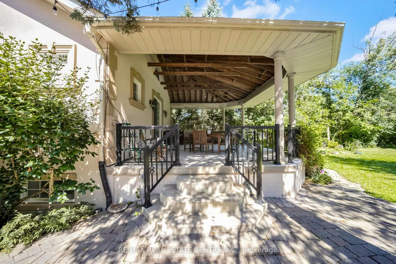 6961, Second, Meadowvale Village, Mississauga