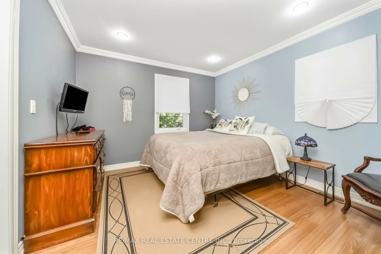 6961, Second, Meadowvale Village, Mississauga