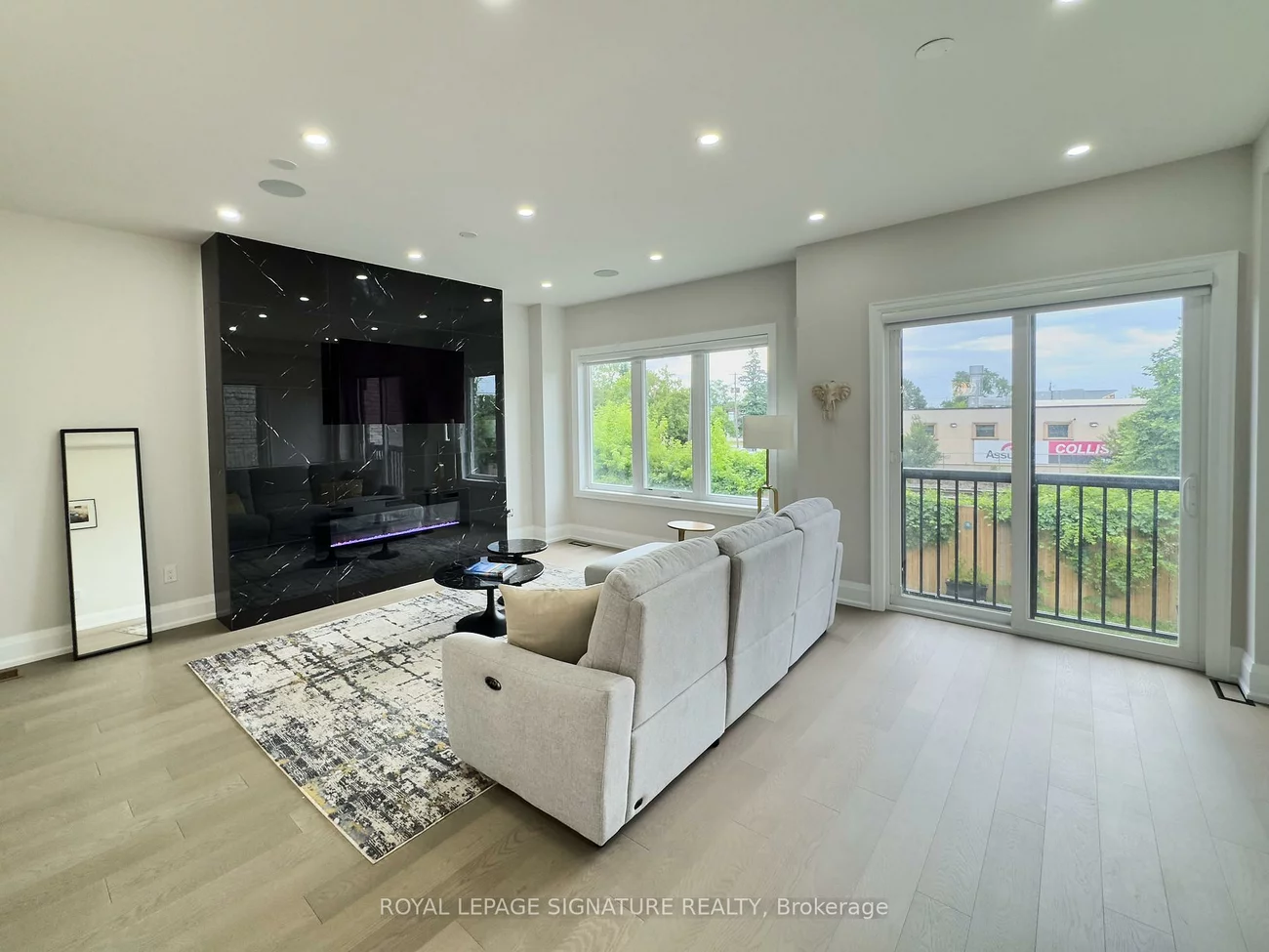 920, Fourth, Lakeview, Mississauga