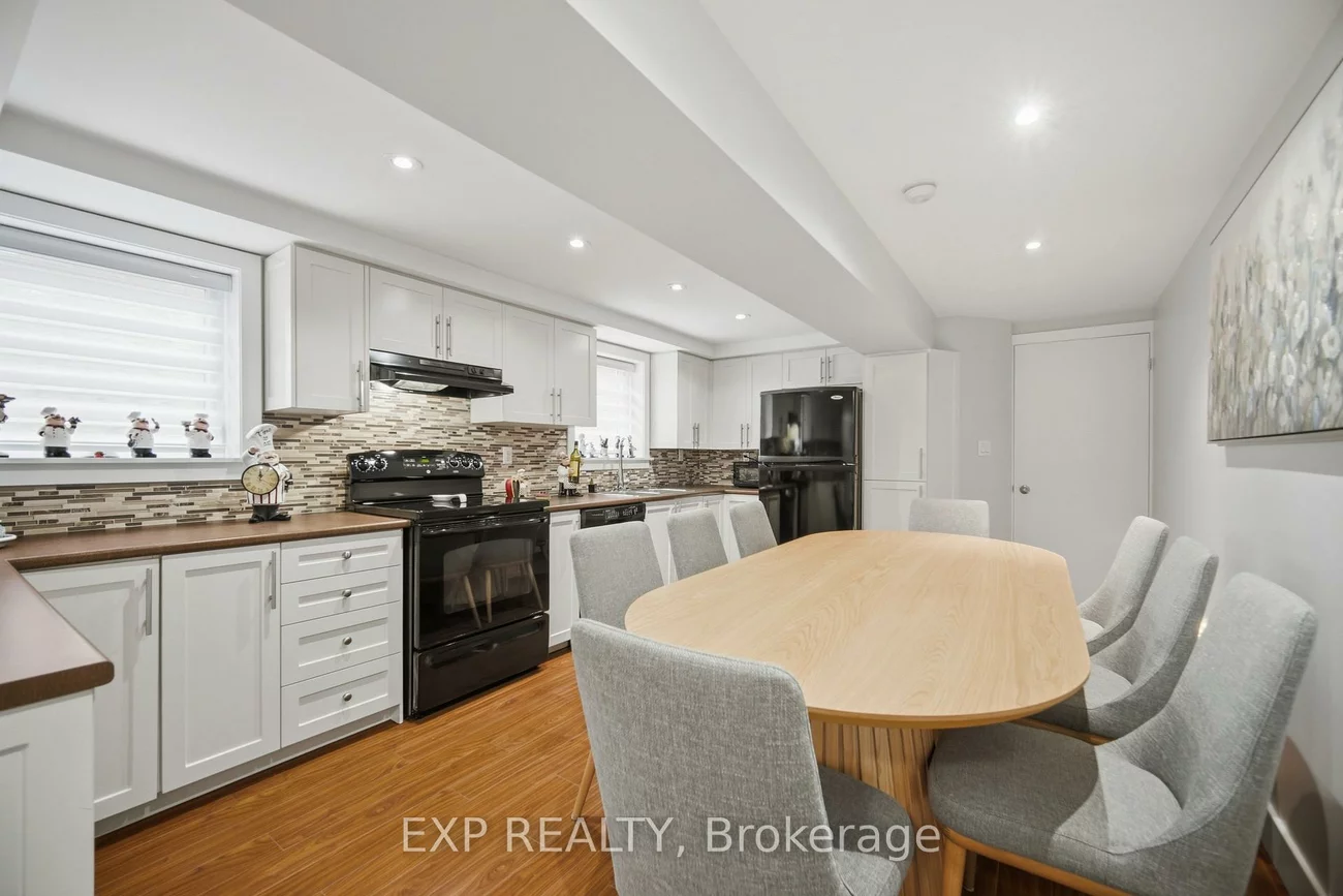 106, Hanson, Fairview, Mississauga