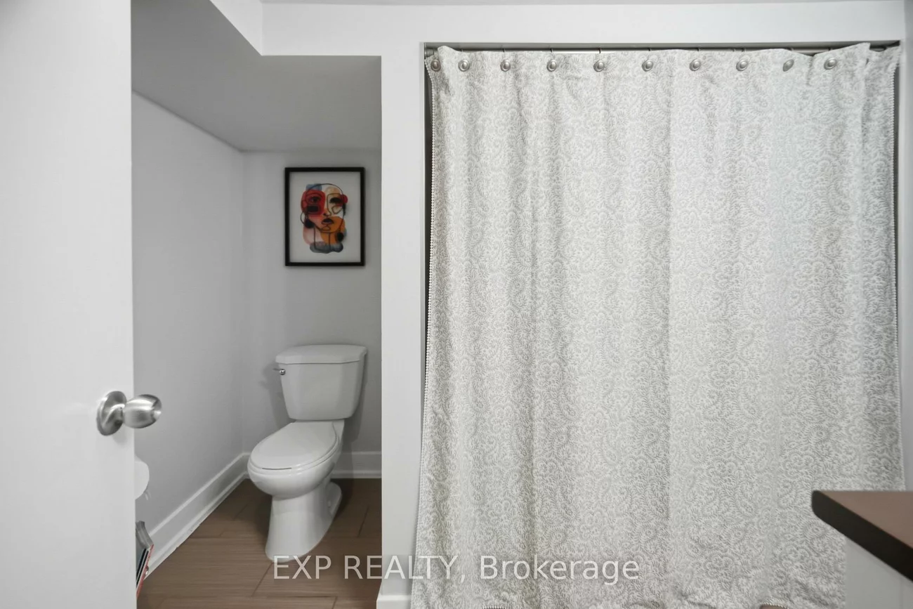 106, Hanson, Fairview, Mississauga