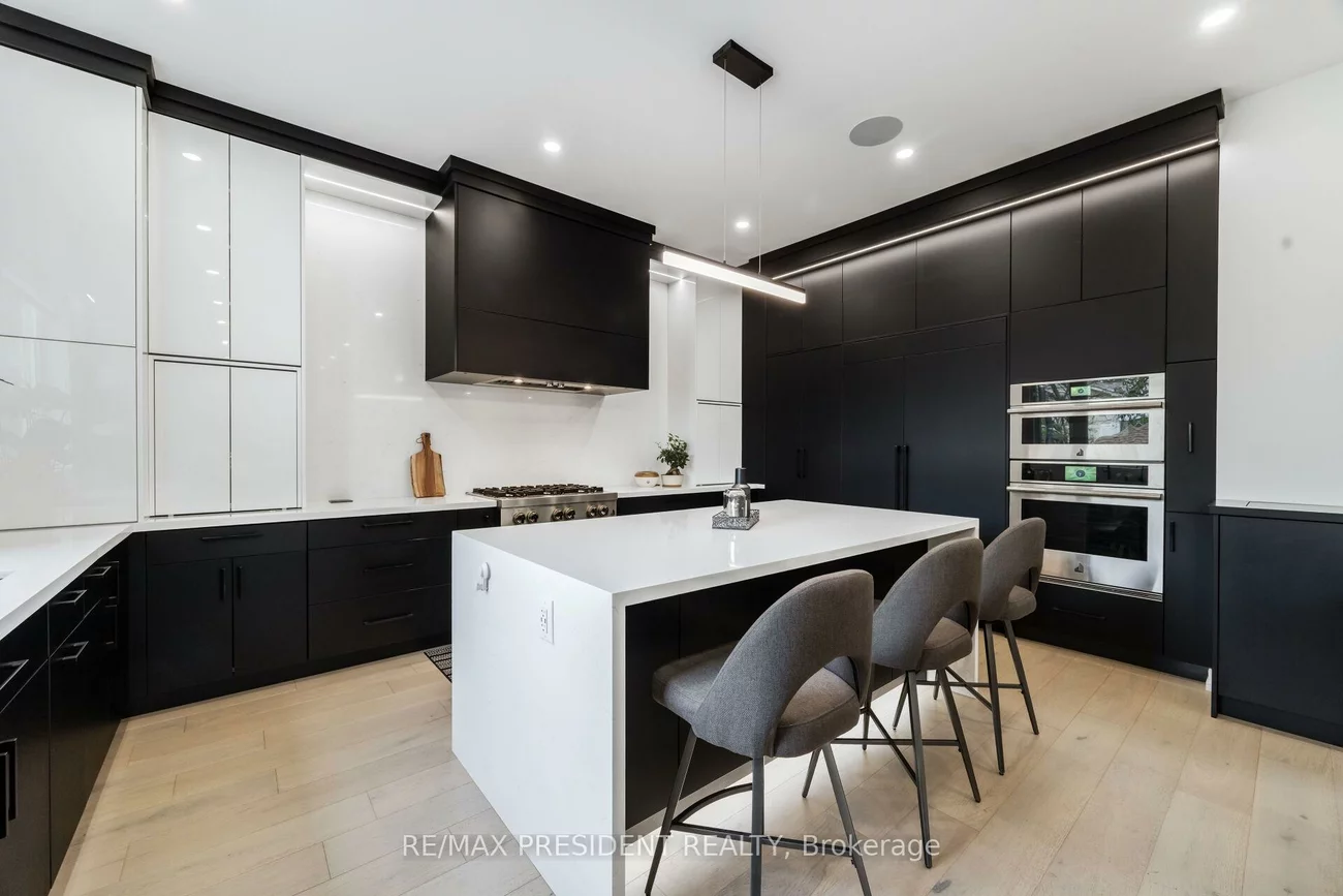 1081, Ogden, Lakeview, Mississauga