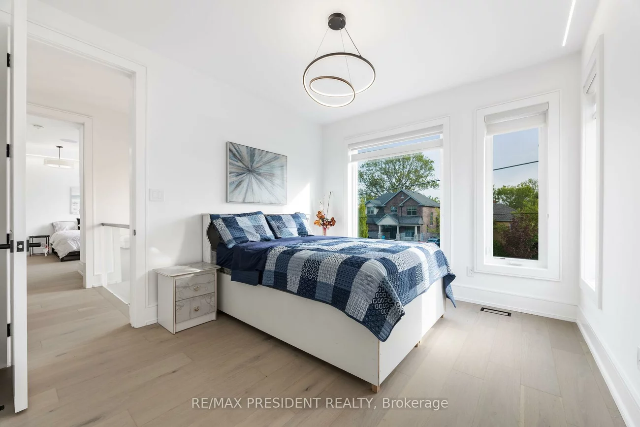 1081, Ogden, Lakeview, Mississauga