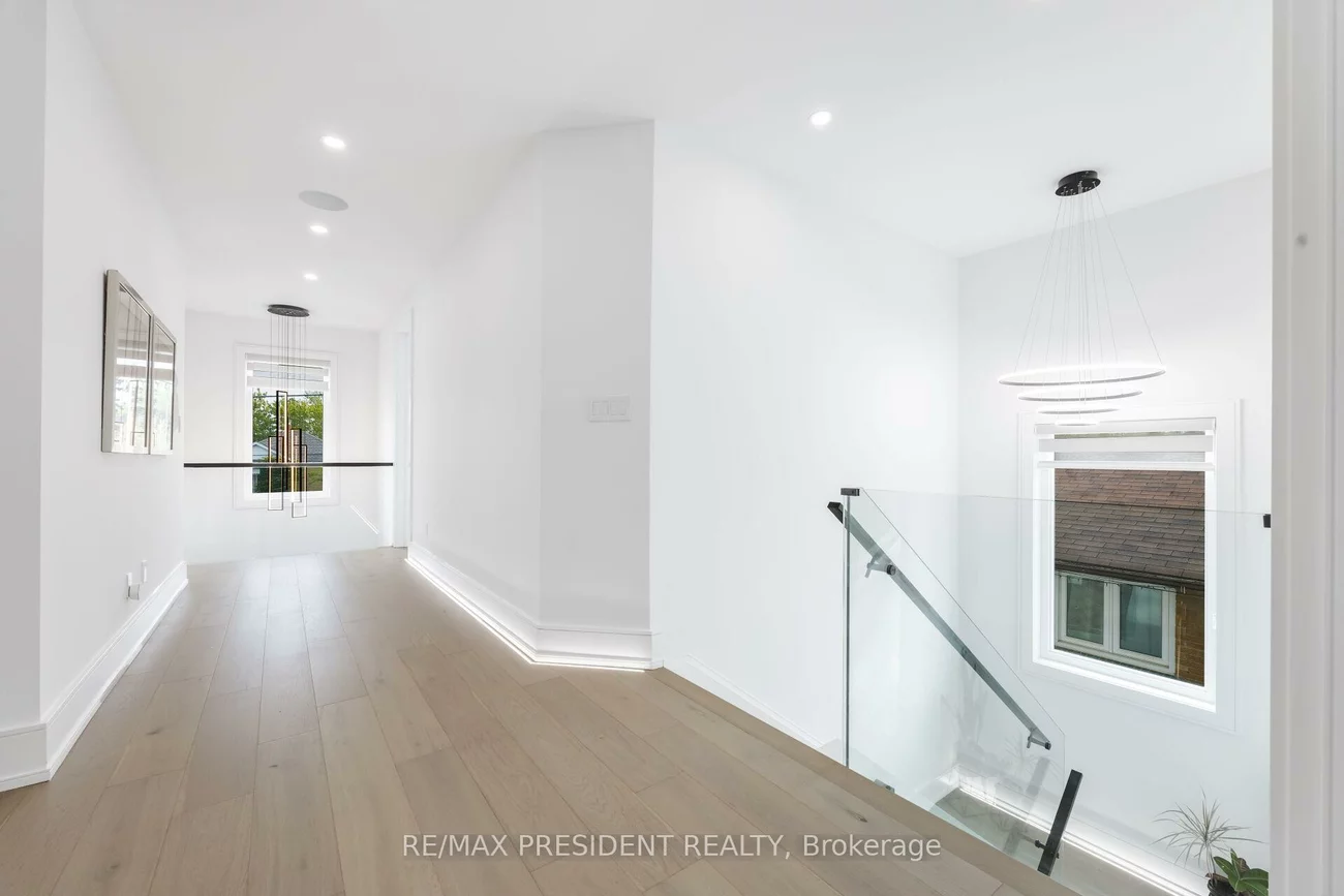 1081, Ogden, Lakeview, Mississauga