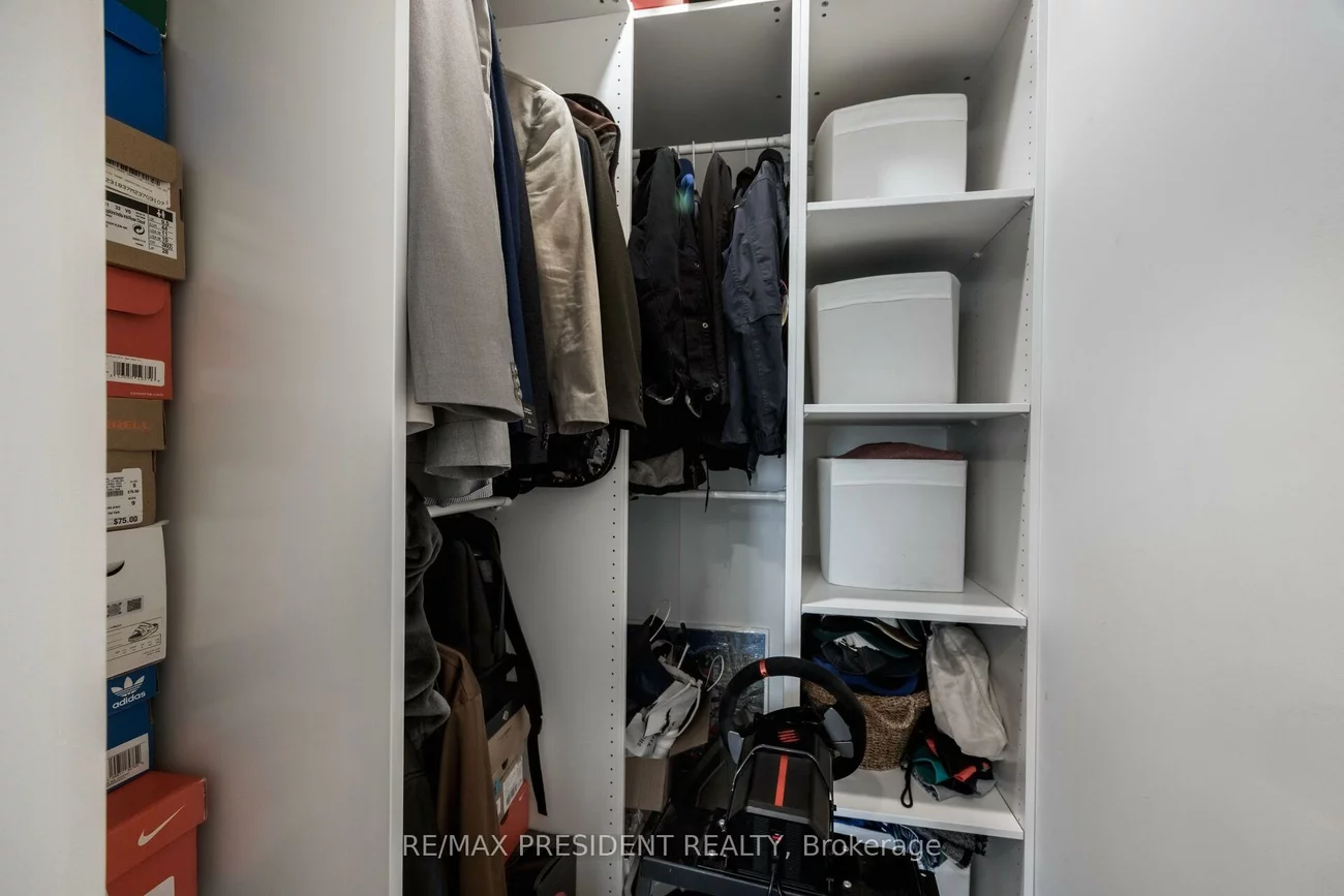 1081, Ogden, Lakeview, Mississauga