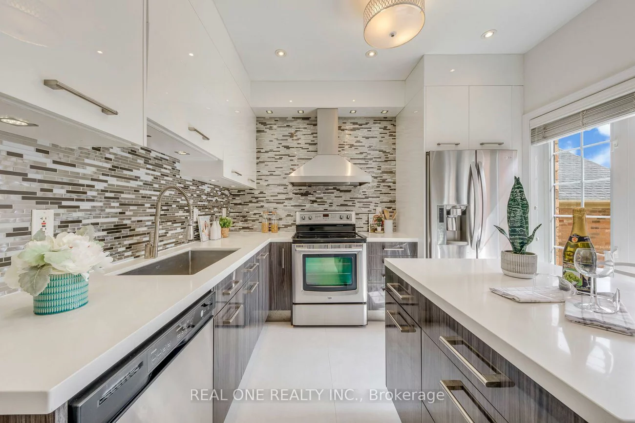3486, Eglinton, Churchill Meadows, Mississauga