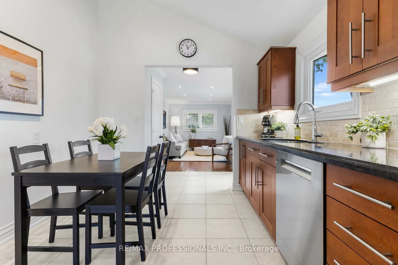 869, First, Lakeview, Mississauga