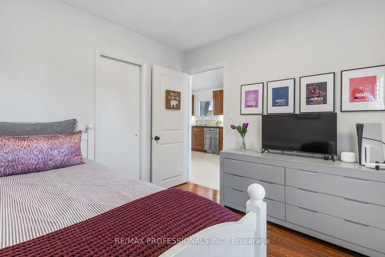 869, First, Lakeview, Mississauga