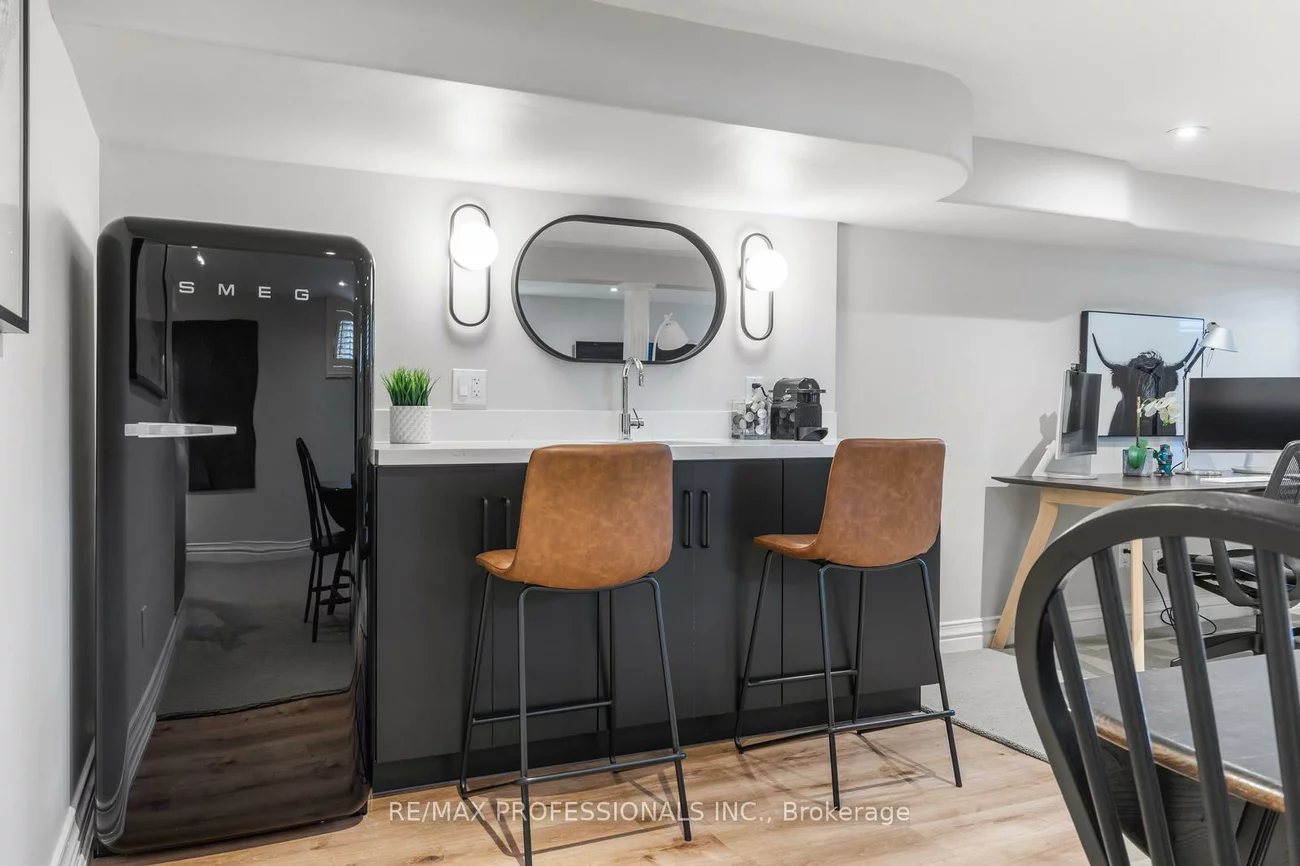869, First, Lakeview, Mississauga