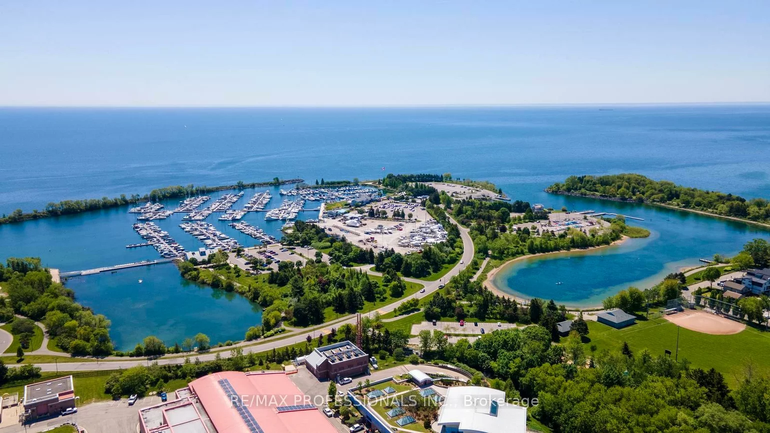 869, First, Lakeview, Mississauga