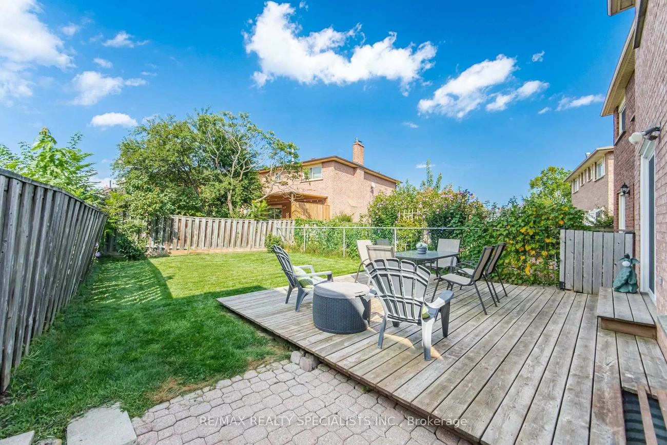 1106, Highgate, Rathwood, Mississauga
