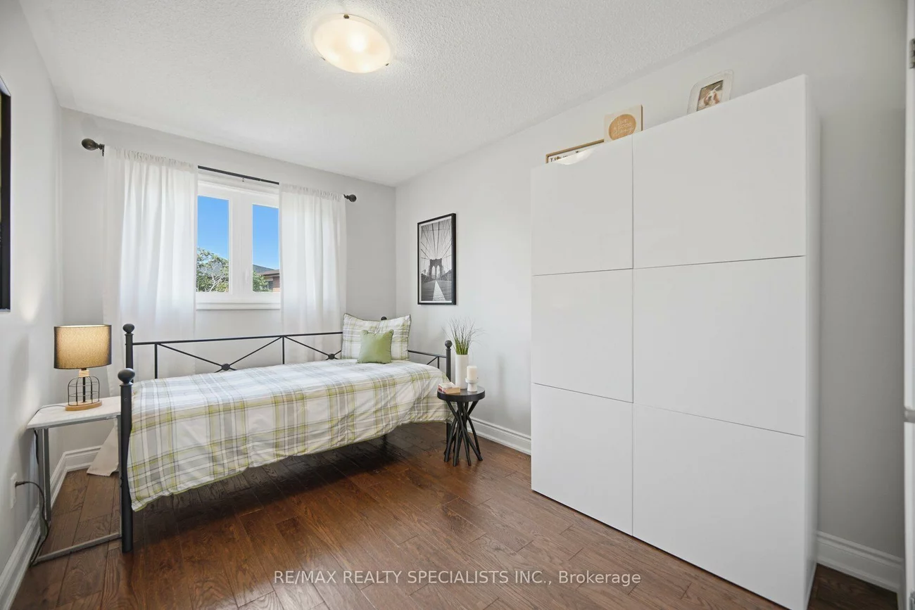 1106, Highgate, Rathwood, Mississauga