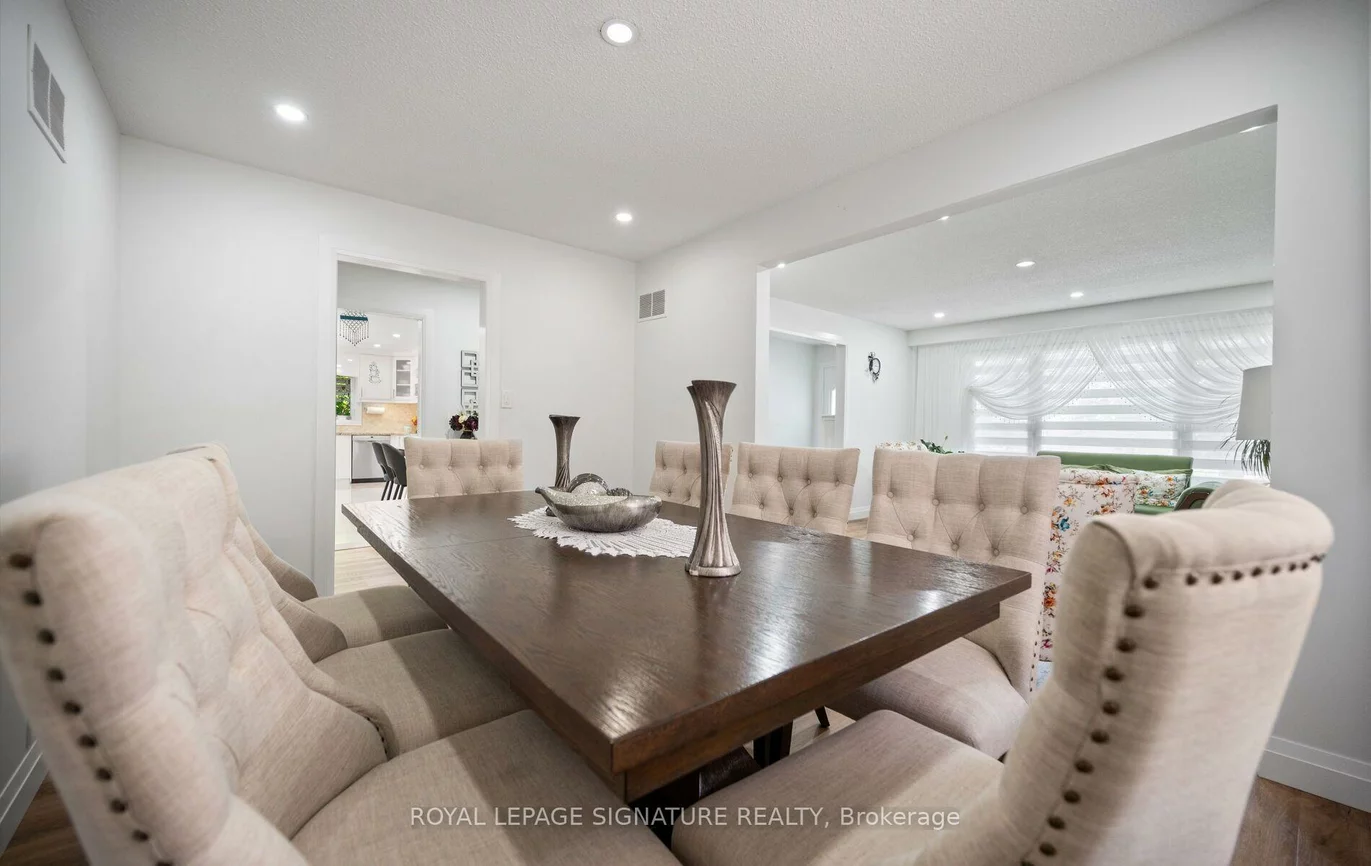 2221, Florian, Cooksville, Mississauga