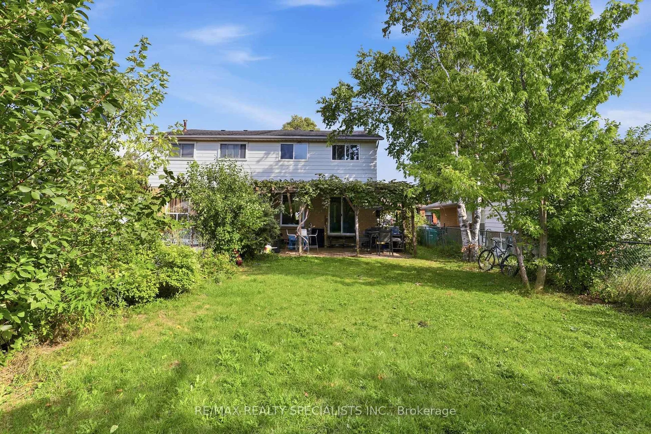 7259, Sills, Malton, Mississauga