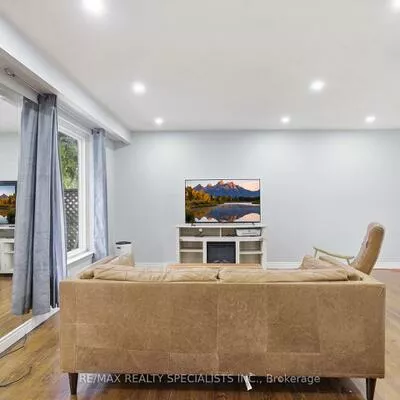 7259, Sills, Malton, Mississauga