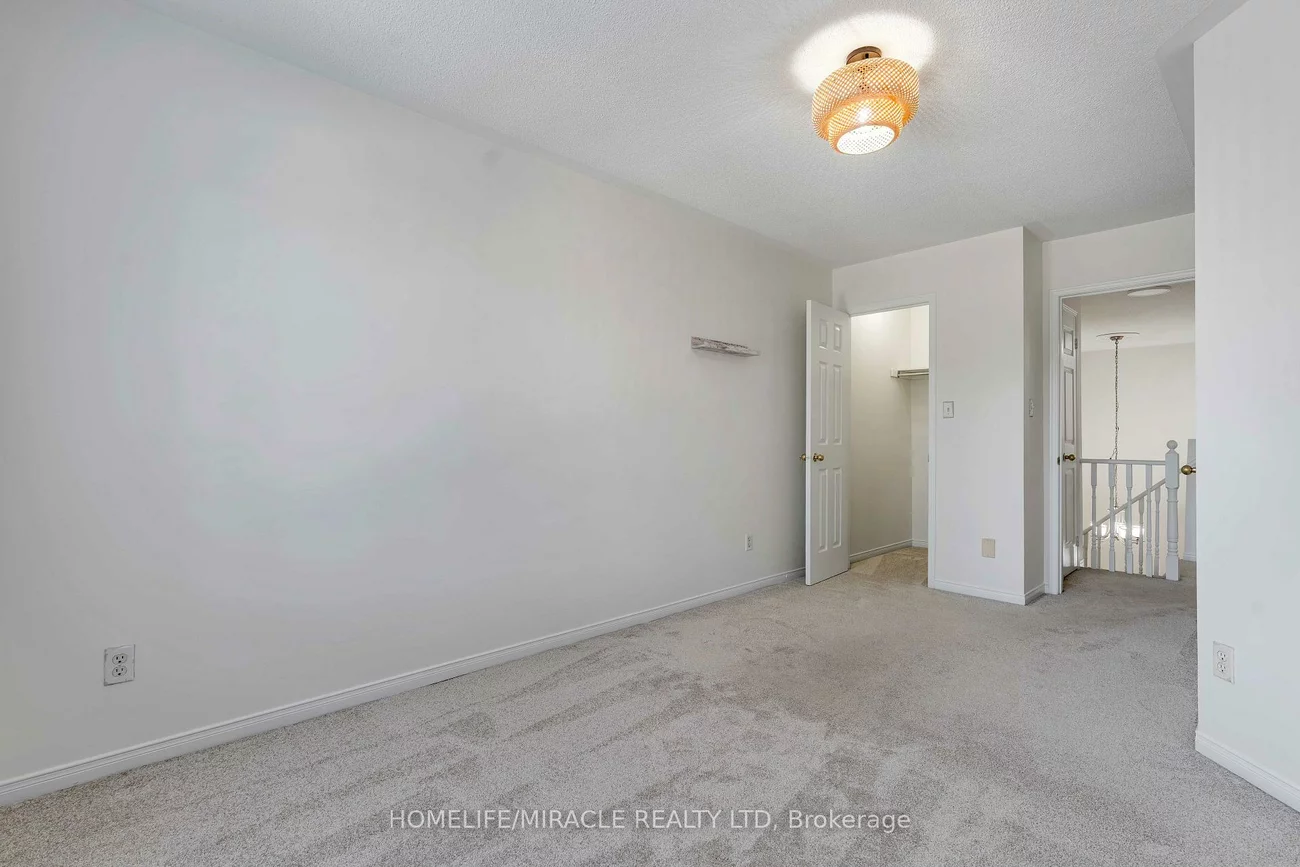 4191, Goldenrod, East Credit, Mississauga