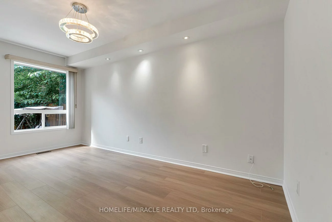 4191, Goldenrod, East Credit, Mississauga