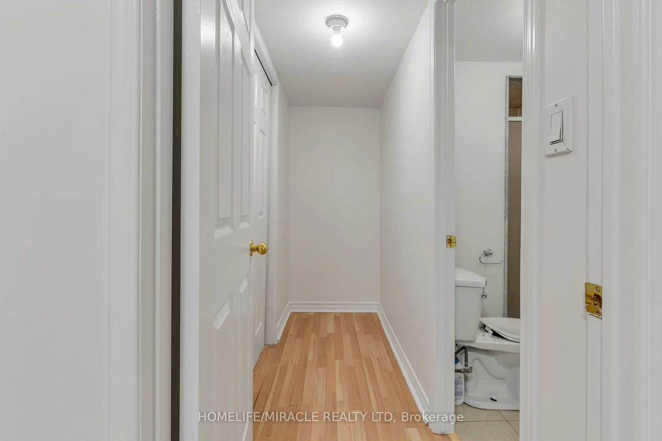 4191, Goldenrod, East Credit, Mississauga