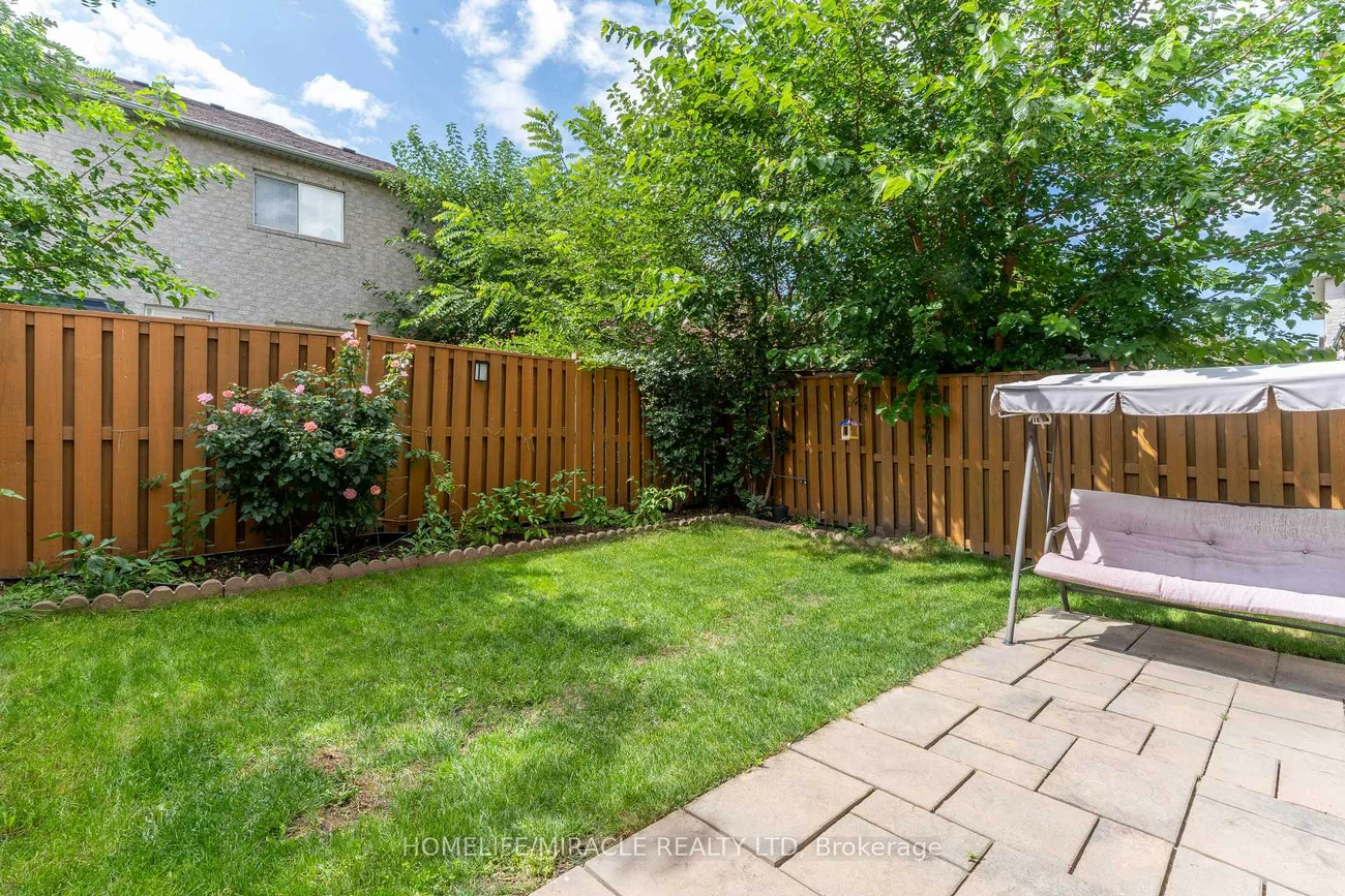 4191, Goldenrod, East Credit, Mississauga