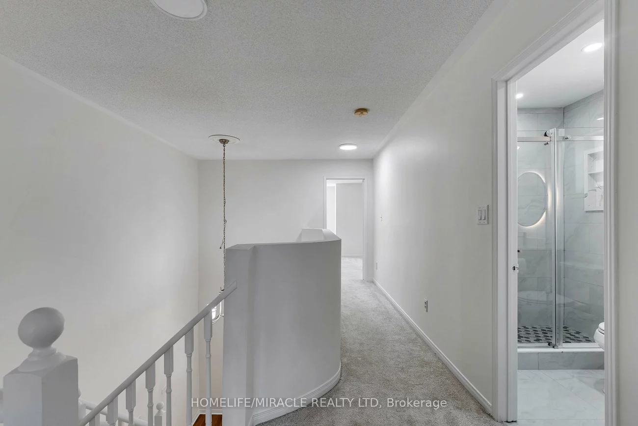 4191, Goldenrod, East Credit, Mississauga