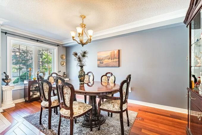 4782, James Austin, Hurontario, Mississauga