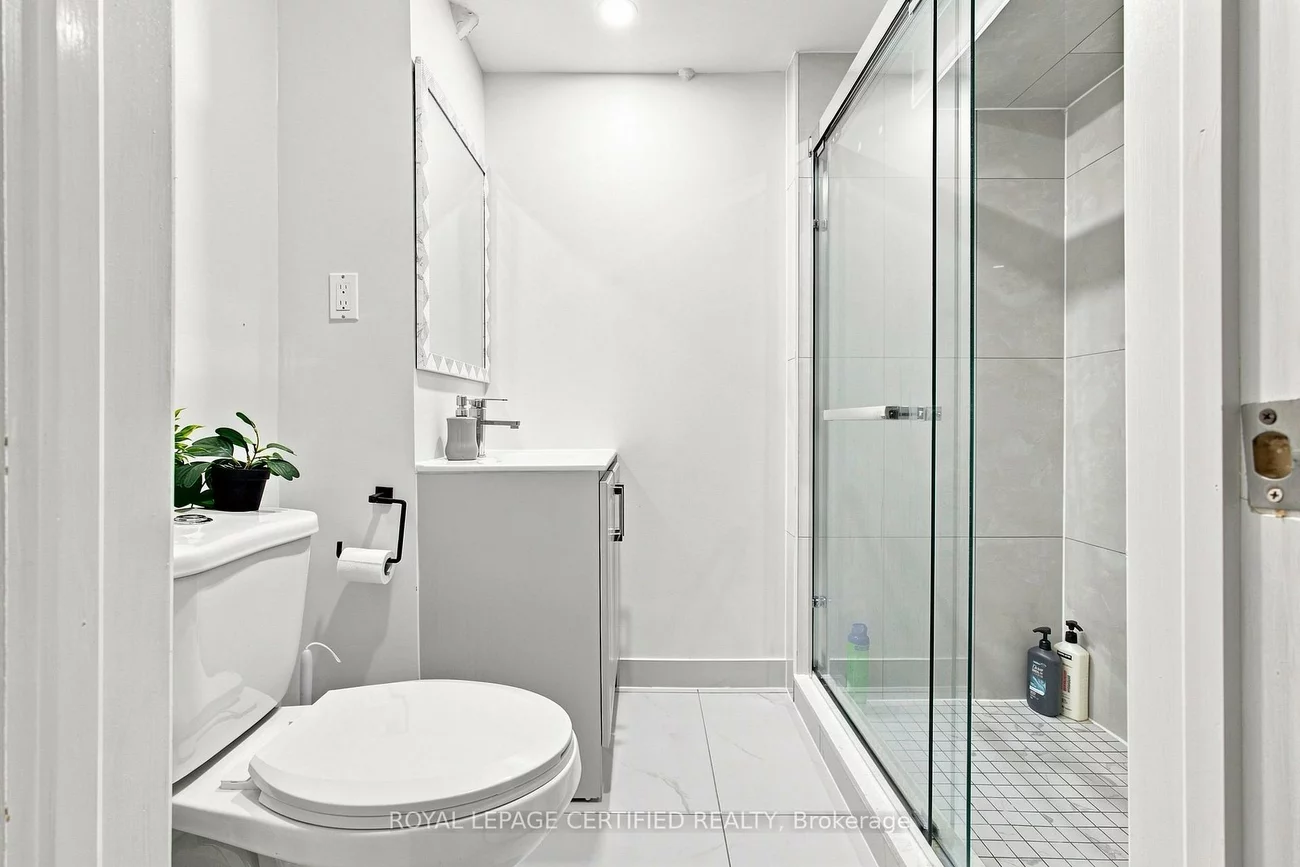 3029, Oslo, Meadowvale, Mississauga