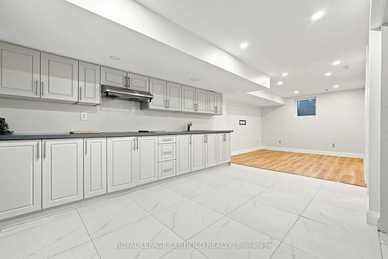 3029, Oslo, Meadowvale, Mississauga