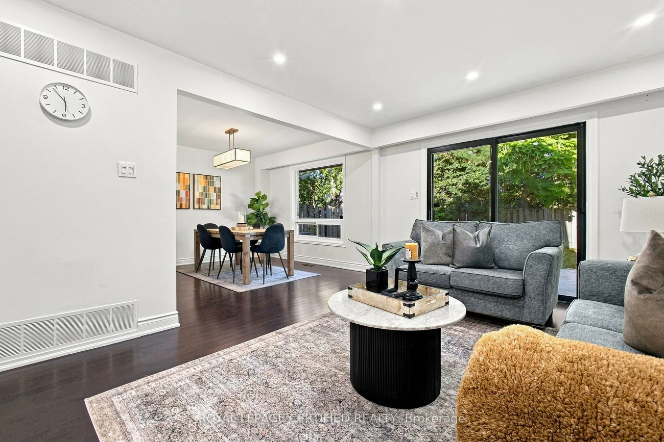3029, Oslo, Meadowvale, Mississauga