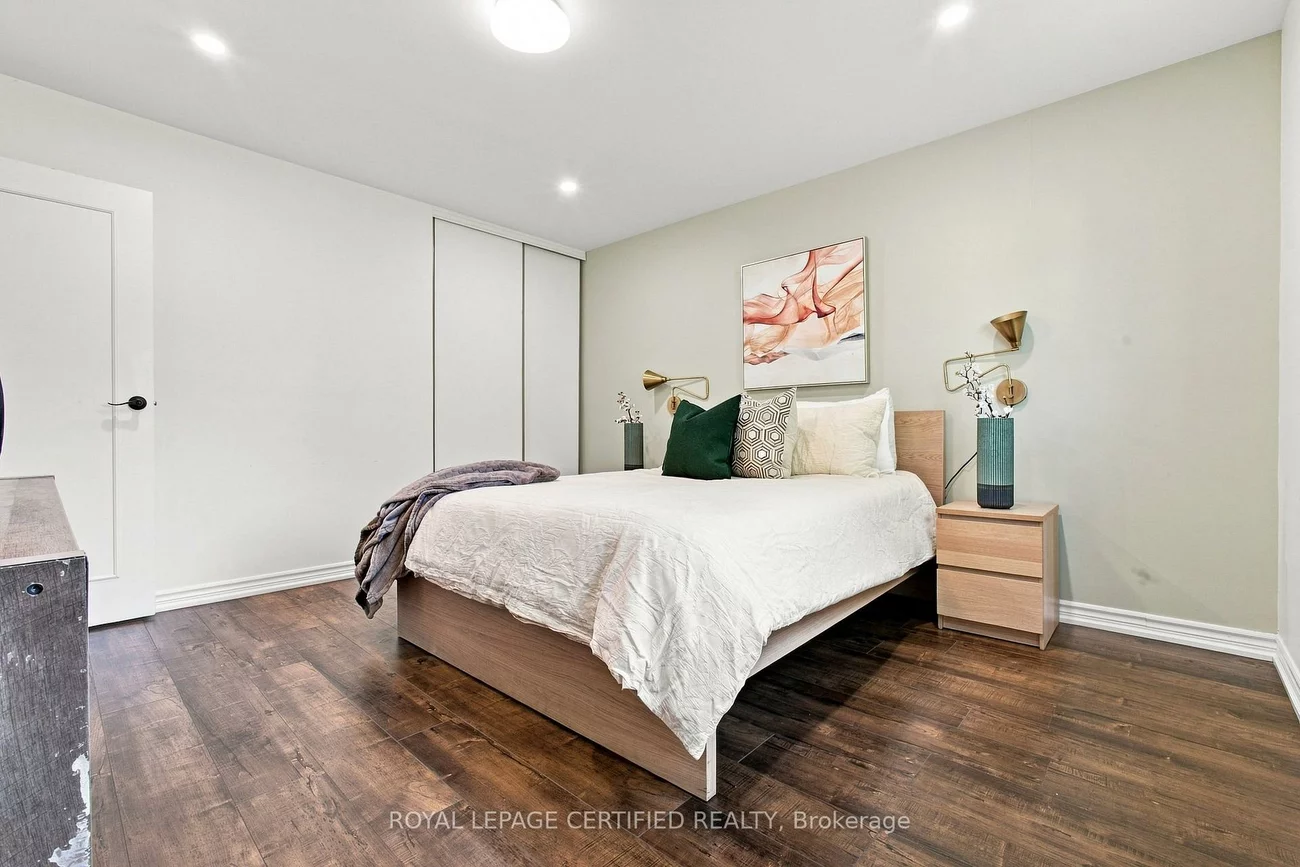 3029, Oslo, Meadowvale, Mississauga