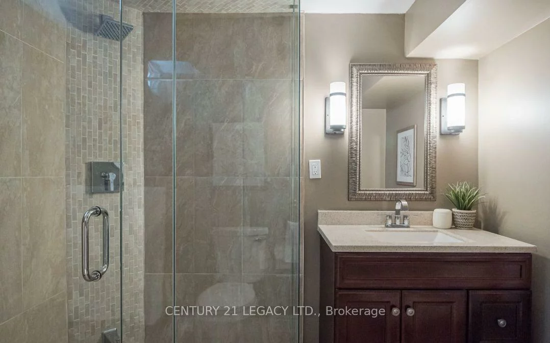 6772, Dolmage, Meadowvale, Mississauga