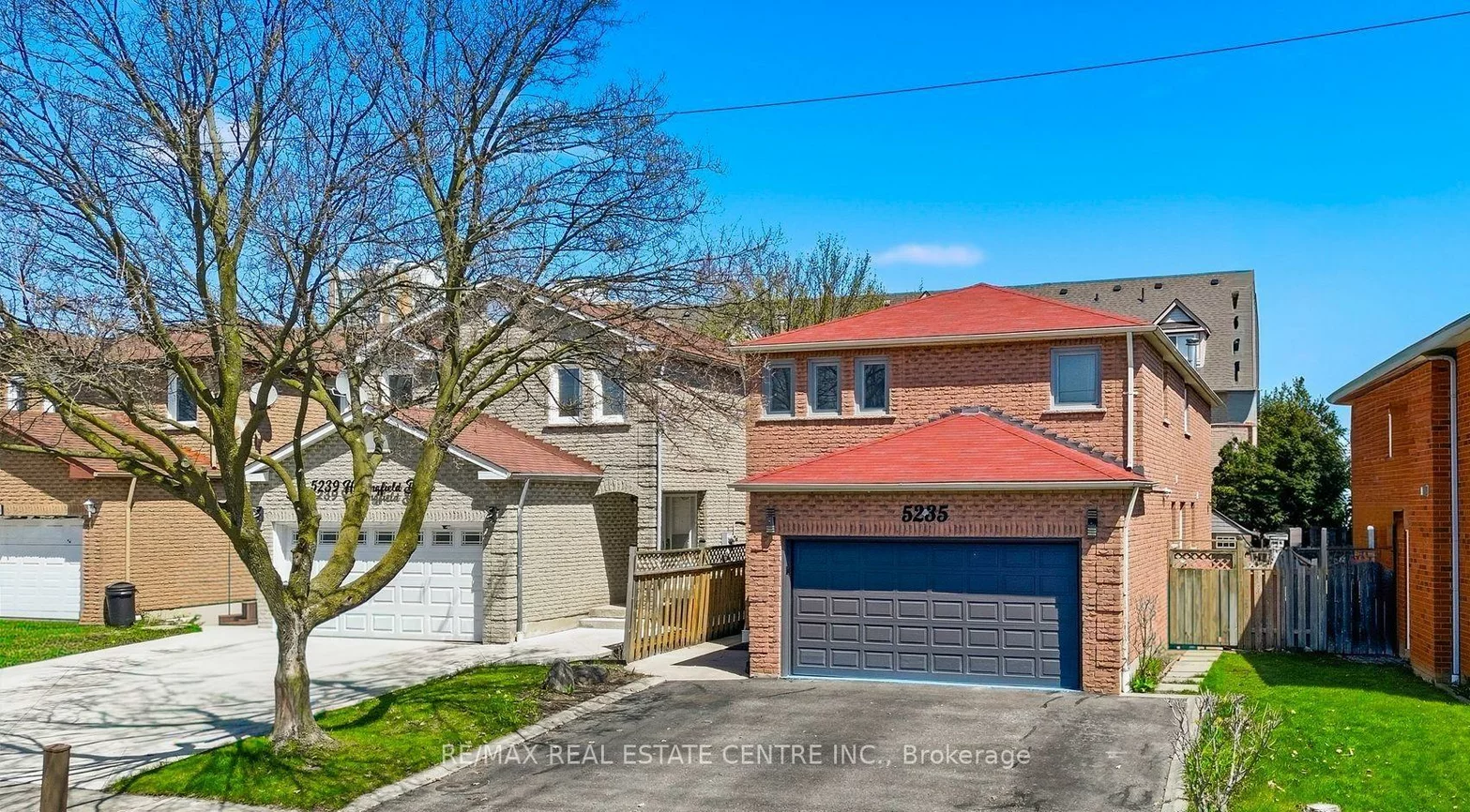5235, Huntingfield, Hurontario, Mississauga