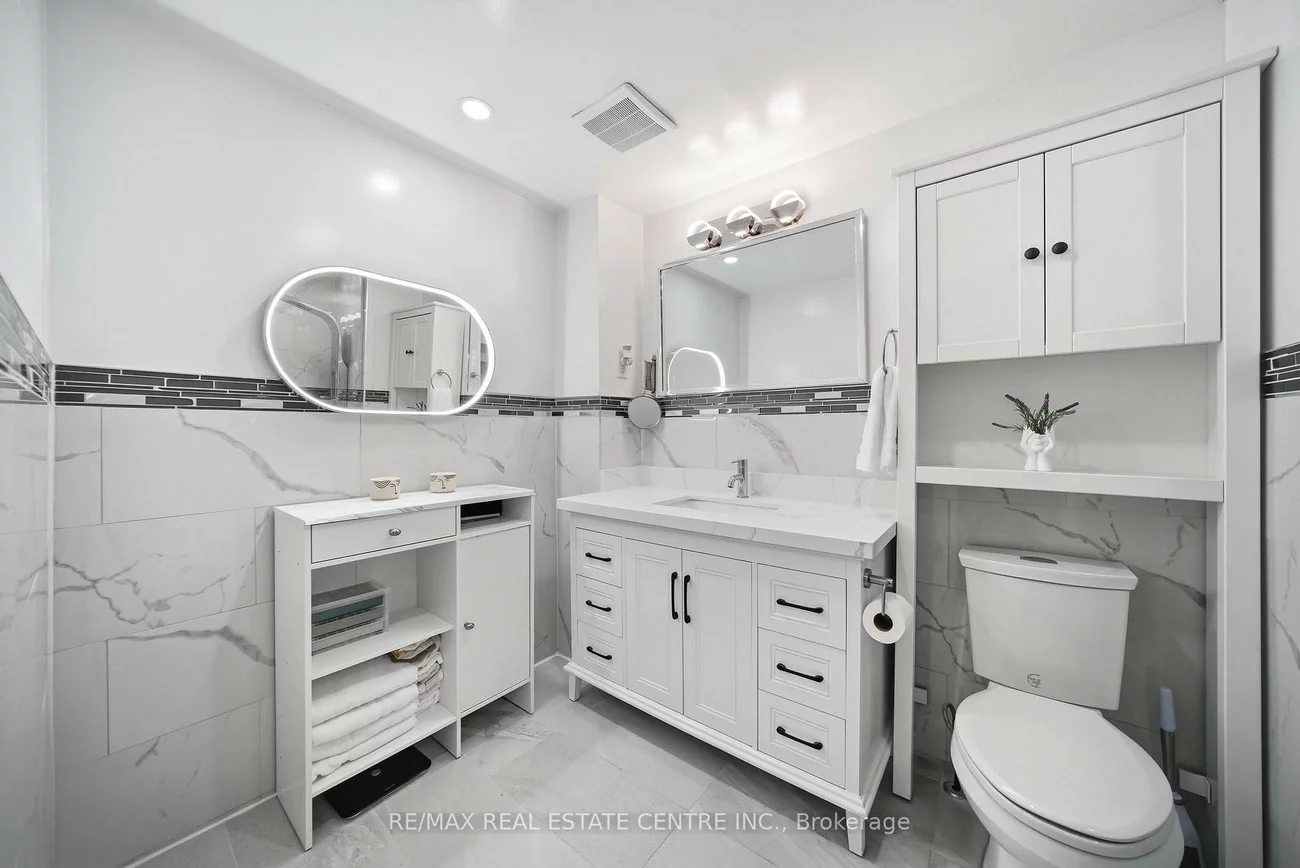 5235, Huntingfield, Hurontario, Mississauga