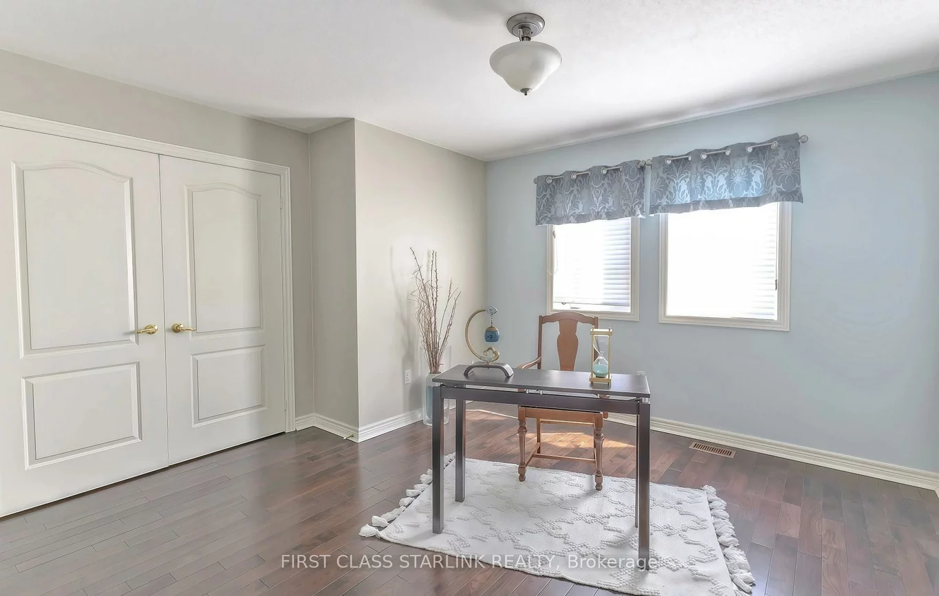 5467, Planters Wood, Central Erin Mills, Mississauga