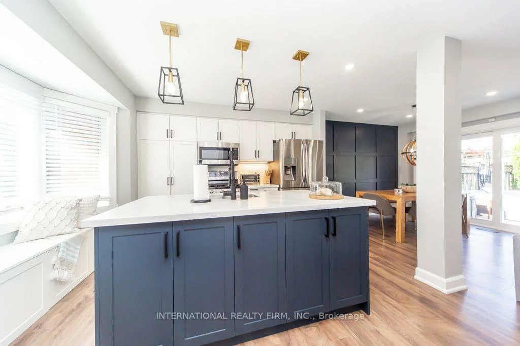 2745, Galleon, Central Erin Mills, Mississauga