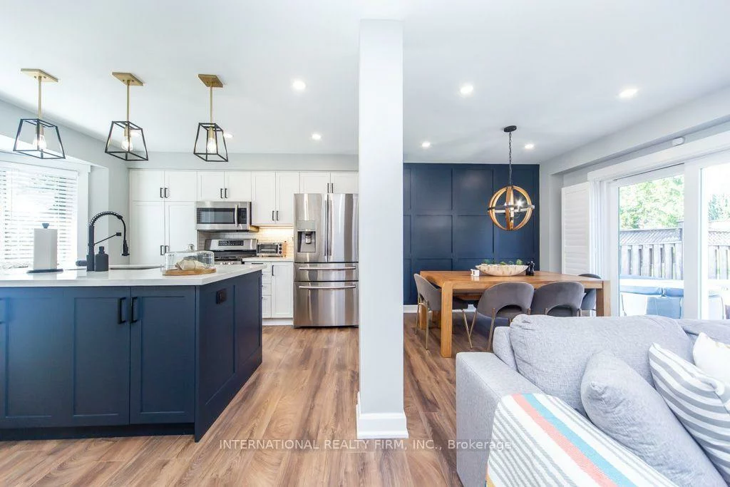 2745, Galleon, Central Erin Mills, Mississauga